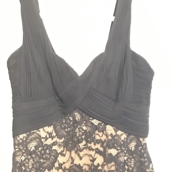 Badgley Mischka Black and Tan lace cocktail dress - Picture 5 of 5